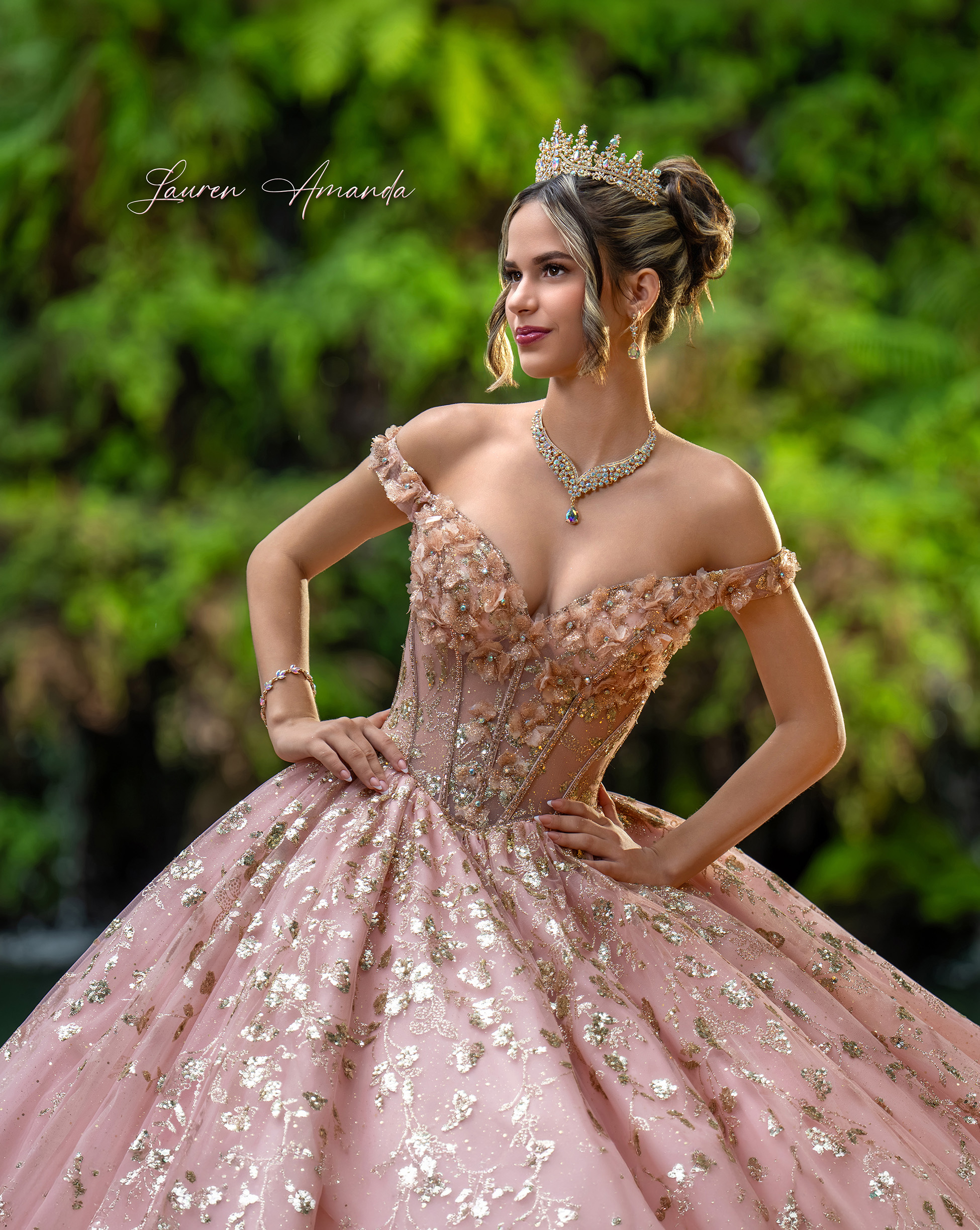 Lauren Amanda quinceanera album cover at Villa Turqueza in Miami